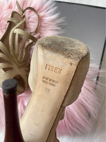 Fendi topuklu - Görsel 12