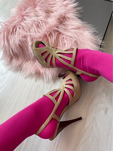 Fendi topuklu - Görsel 5