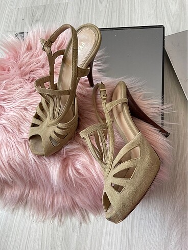 Fendi topuklu - Görsel 6