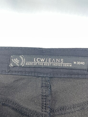 30 Beden siyah Renk LC Waikiki Jean / Kot %70 İndirimli.