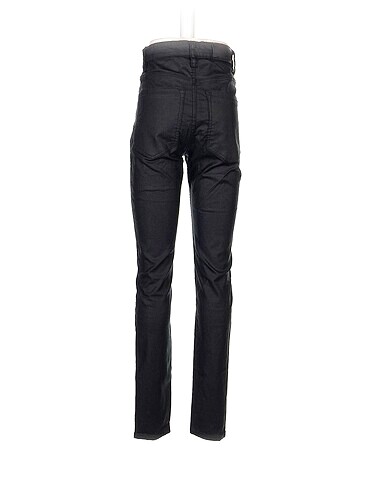 32 Beden Stradivarius Skinny %70 İndirimli.