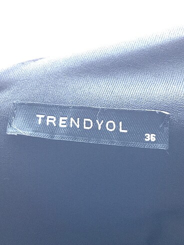 36 Beden siyah Renk Trendyol & Milla Kısa Elbise %70 İndirimli.