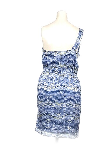 m Beden BCBG Maxazria Kısa Elbise %70 İndirimli.