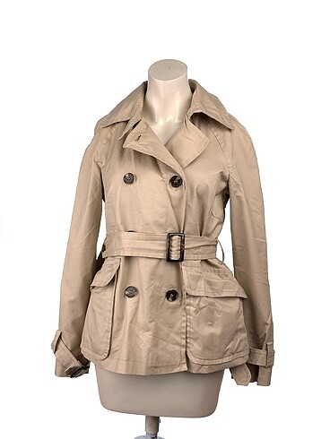 Zara Trenchcoat %70 İndirimli.