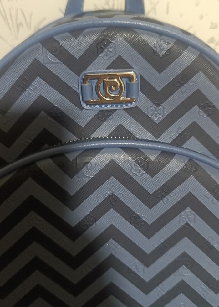 Pierre Cardin sırt çantası  - Görsel 5