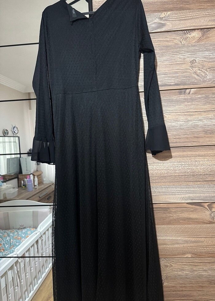 Siyah şık tesettür elbise - Görsel 2