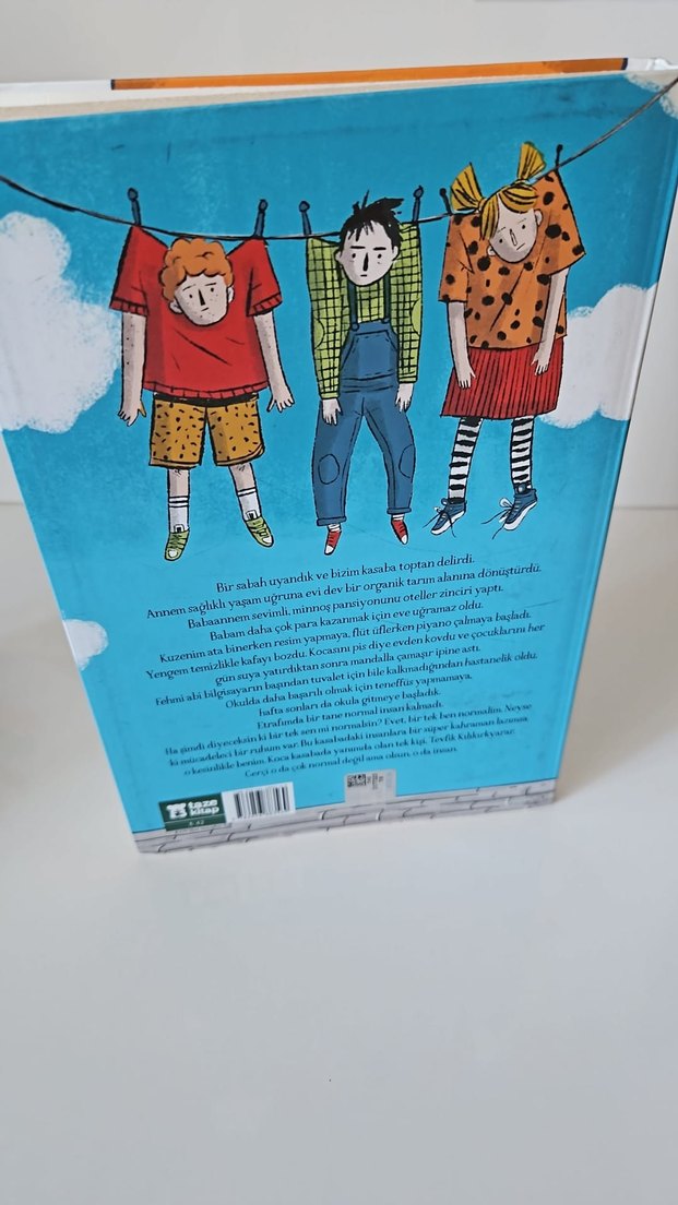 Abartma Tozu - Şermin Yaşar - Görsel 2