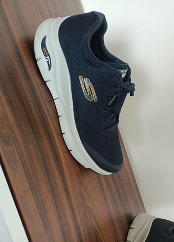 Sketchers Archfit Spor ayakkabı