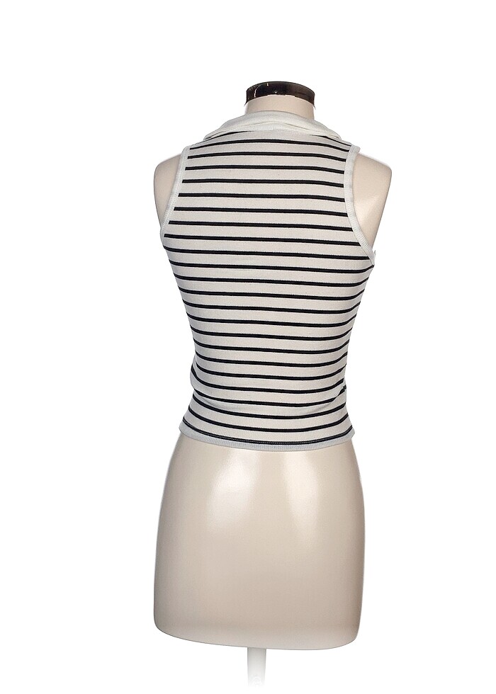 Defacto T-shirt %70 İndirimli. - Görsel 3