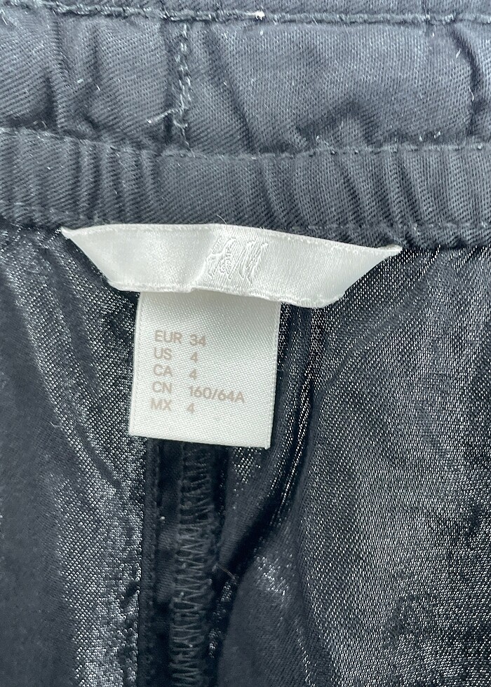 H&M Mini Şort %70 İndirimli. - Görsel 4