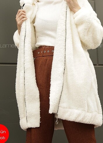 Lamelif Peluş Mont
