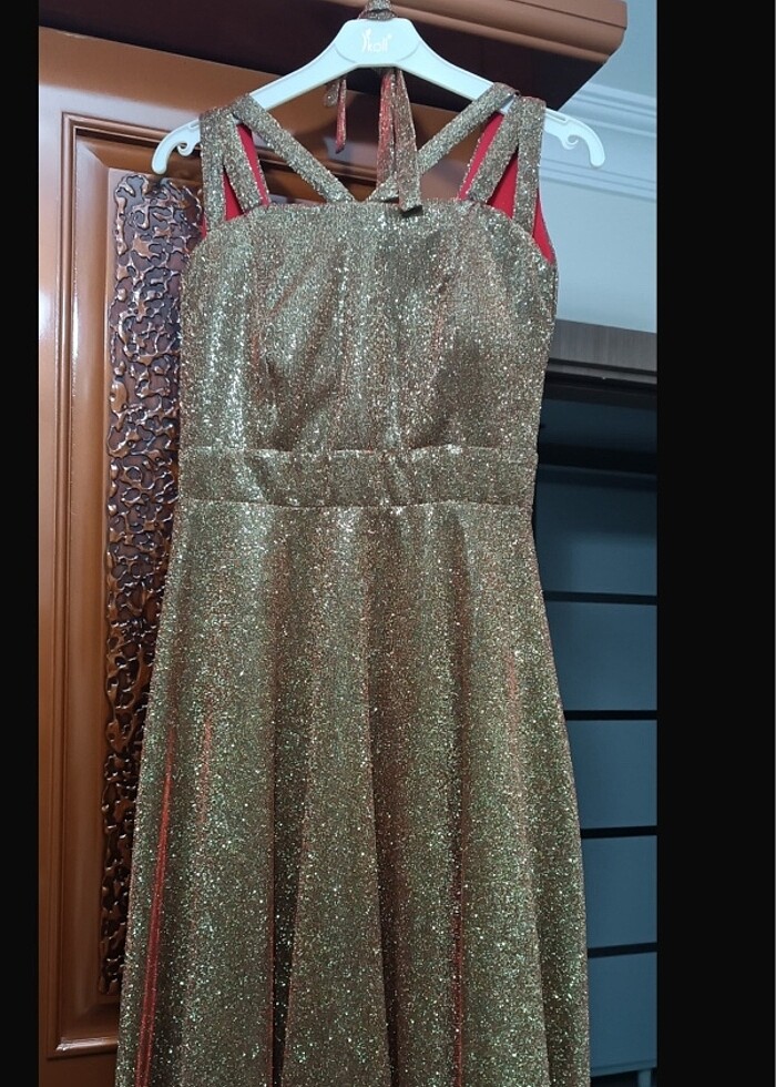 Isiltili kirmiziya donen S beden Abiye elbise - Görsel 2