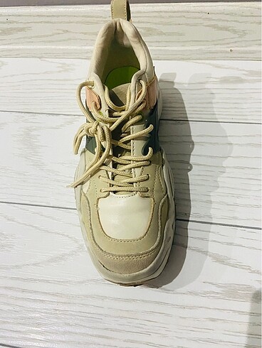 38 Beden Bershka