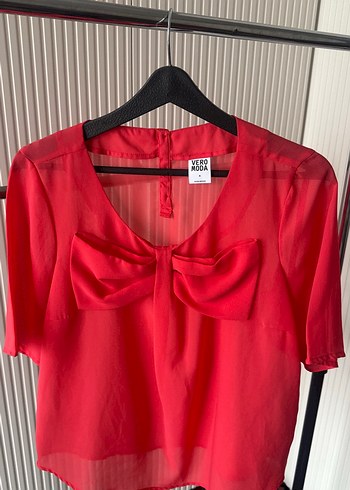 Vero Moda Canli Kirmizi V Yaka Fiyonklu Sifon Bluz