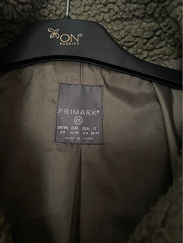 xs Beden Primark marka çok az kullanılmış haki yeşil renkte koyun yönü g
