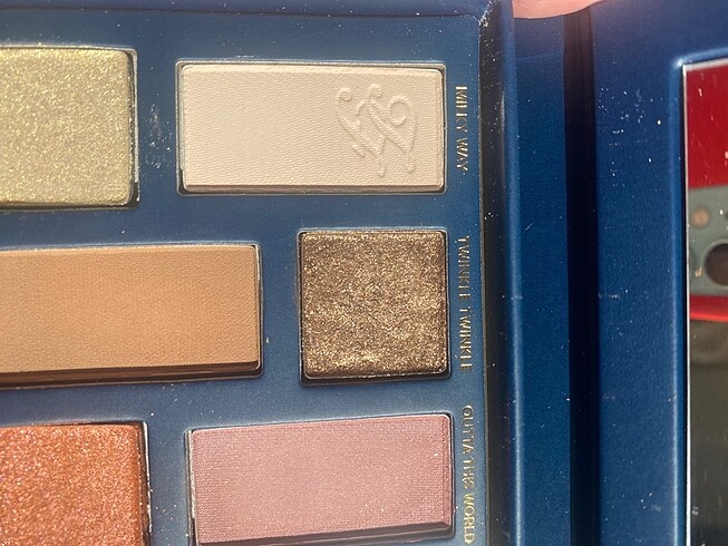 Beden Renk Too Faced çok az kullanılmış far paleti fotolardaki görüntüsünde