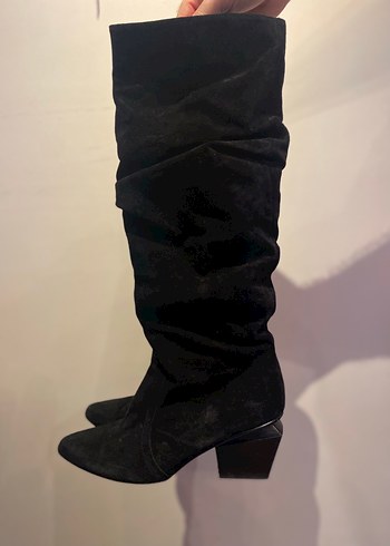 Tanca marka Siyah Süet Dizüstü Drapeli Stiletto Çizme 39 nu