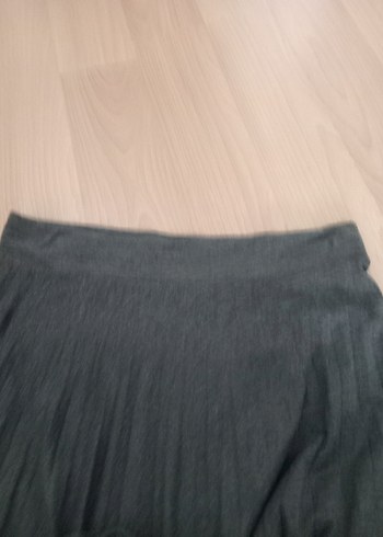 s Beden gri Renk LC VAİKİKİ Gri Piliseli Midi Etek