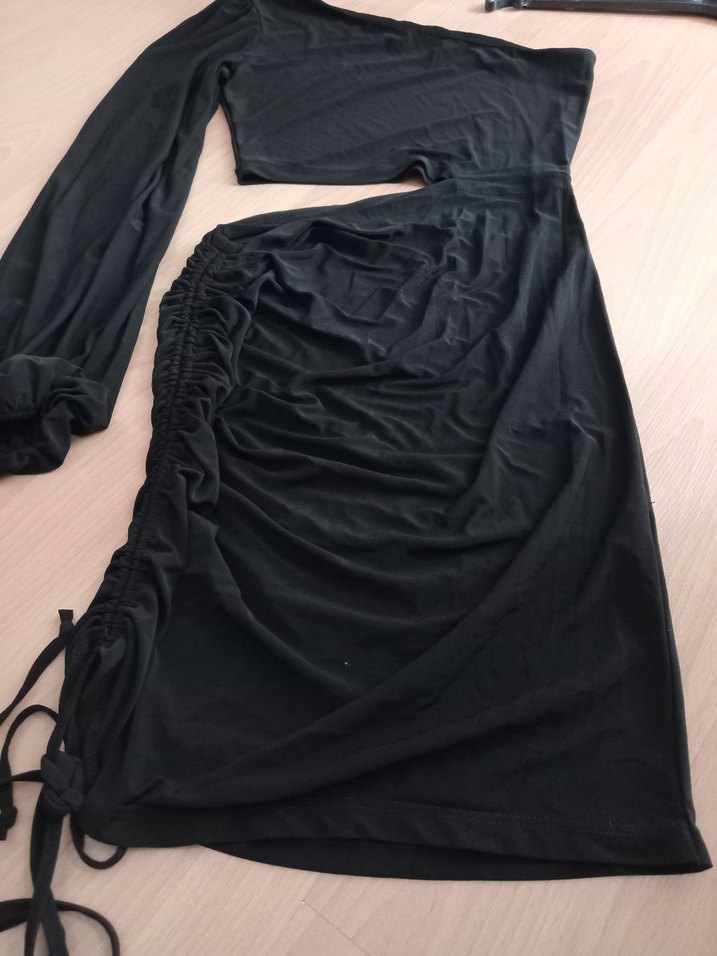 Tek Kollu Midi Siyah Drapeli Elbise - Görsel 2