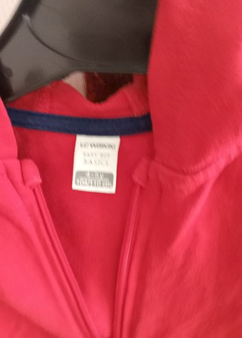 LC VAİKİKİ Kırmızı Fermuarlı Erkek Çocuk Yelek - Görsel 4