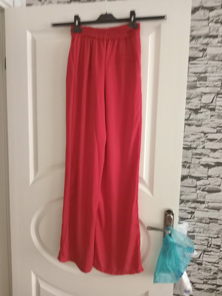 Parlak Kırmızı Kadın Uzun Kumaş Pantolon - Görsel 2