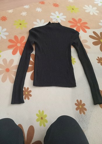 Siyah Boğazlı Triko Kadın Kazak - Görsel 3