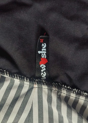 Kadın Siyah Uzun Kollu Kapüşonlu Yağmurluk - Görsel 4