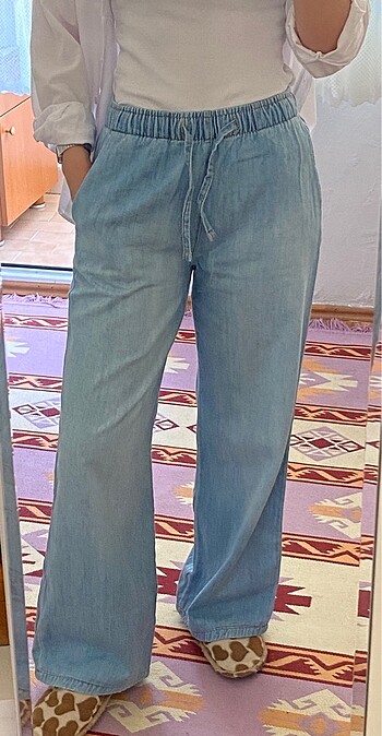 Stradivarius Dökümlü Pantolon