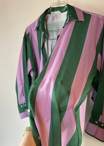 Düğmeli, Uzun Kollu Mor-Yeşil Çizgili Kadın Gömlek - Görsel 2