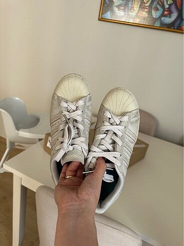 Adidas A Y A K K A B I