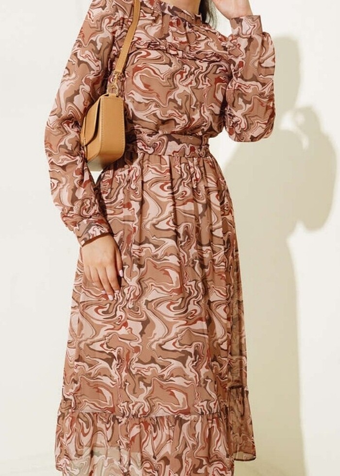 Dalga Desenli Bej Kahve Vizon midi Şifon şık elbise - Görsel 2