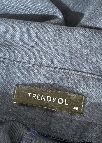 TRENDYOLMİLLA İndigo Düz Kesim Pantolon - Görsel 3