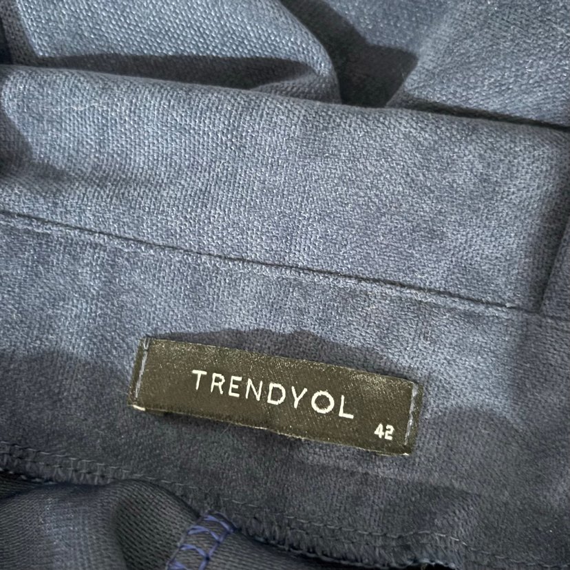 TRENDYOLMİLLA İndigo Düz Kesim Pantolon - Görsel 3