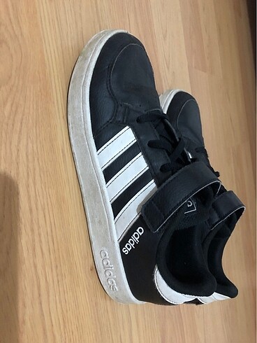 Erkek çocuk Adidas ayakkabı