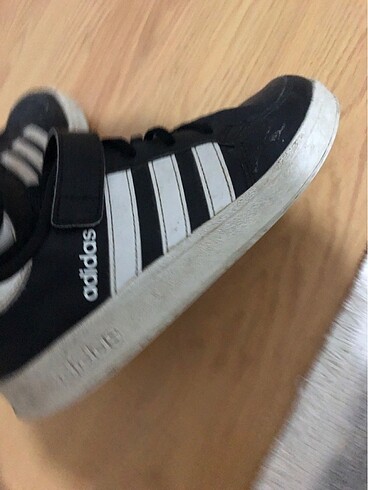 35 Beden Erkek çocuk Adidas ayakkabı