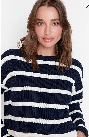 l Beden Trendyolmilla Lacivert Çizgili Crop