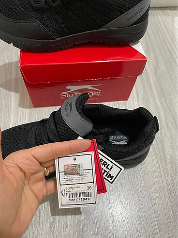 36 Beden siyah Renk Slazenger spor ayakkabı