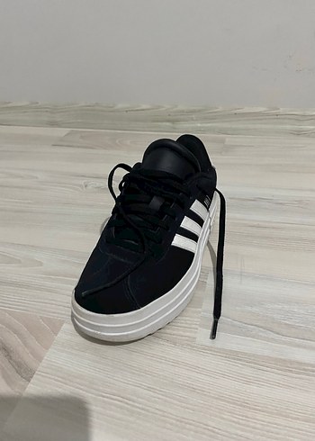 ADİDAS  Siyah Beyaz Platform Spor Ayakkabı - Görsel 2