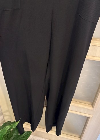 Siyah Uzun Kollu Düğmeli Kadın Tulum - Görsel 4