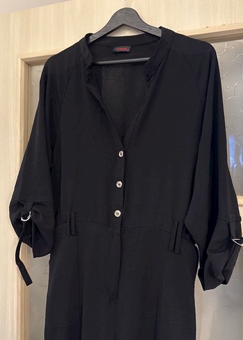 Siyah Uzun Kollu Düğmeli Kadın Tulum - Görsel 2