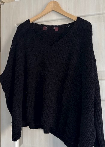 Siyah V Yaka Örgü Kadın Kazak - Görsel 2