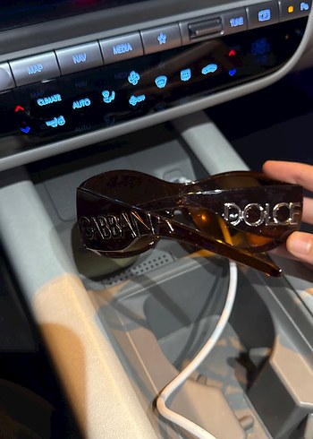 Kahverengi Transparan Kadın Güneş Gözlüğü - Görsel 4