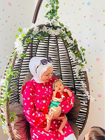 Pembe tunik