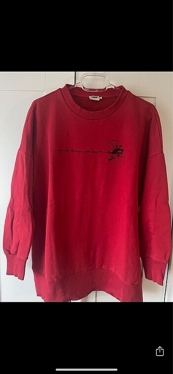 Sweatshirt