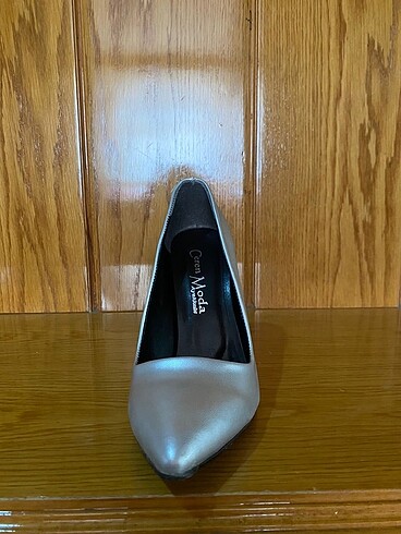 38 Beden Gri stiletto