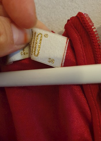 V Yaka Kırmızı Drapeli Midi Abiye Elbise - Görsel 5