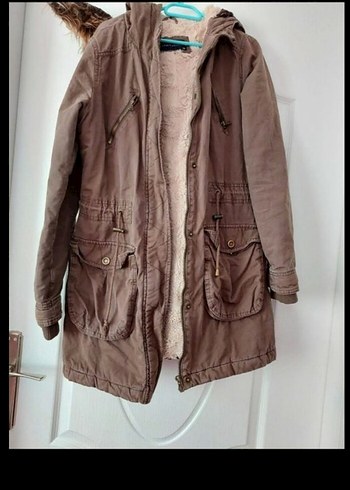 Kürklü Kapüşonlu Kadın Mont - Görsel 4