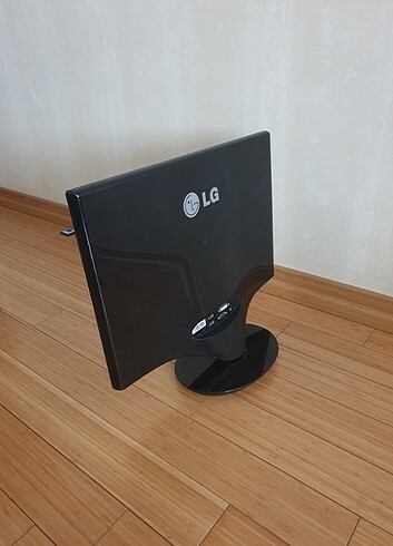 Beden Renk LG 22 inç monitör ekran 2286L
