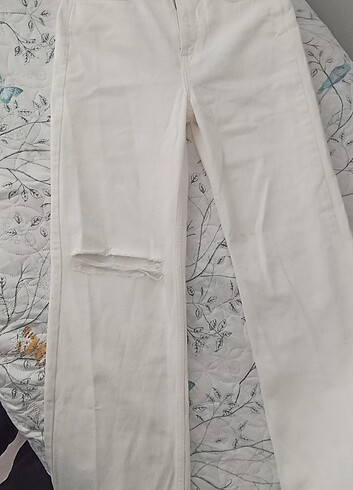 Beyaz kot pantolon 