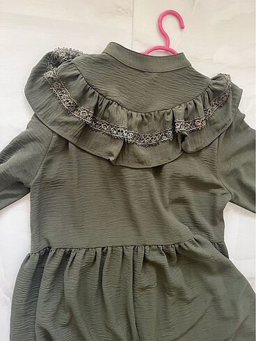 Haki tunik fırfırlı güpürlü 40/42 beden - Görsel 2